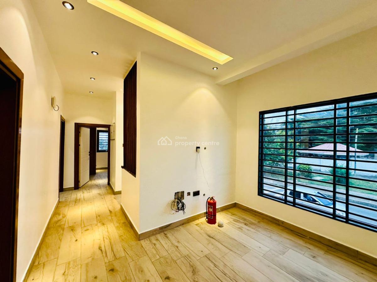 Luxury 4 Bedroom in Dzorwulu, Dzorwulu, Accra, Detached Duplex for Rent