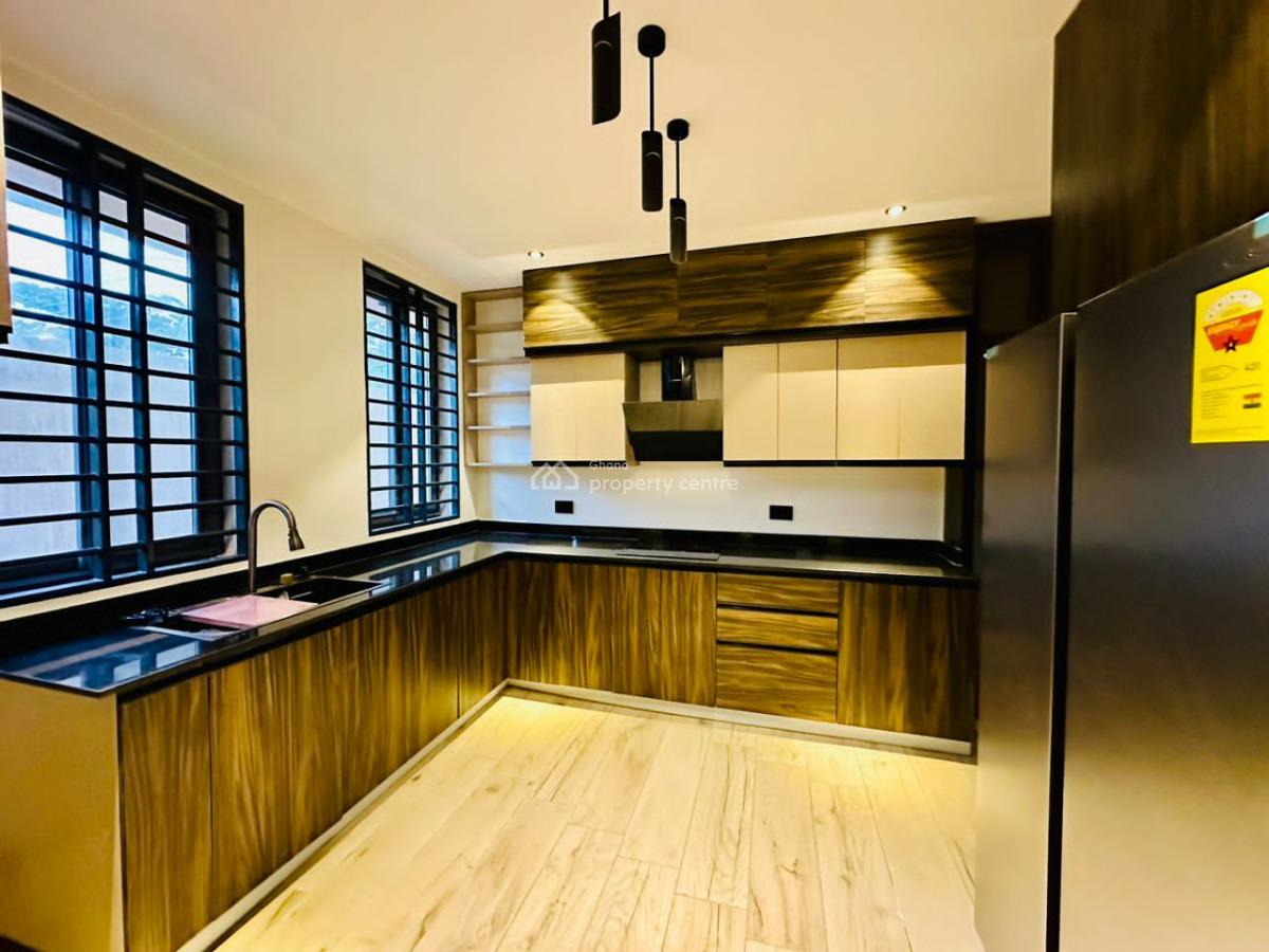 Luxury 4 Bedroom in Dzorwulu, Dzorwulu, Accra, Detached Duplex for Rent