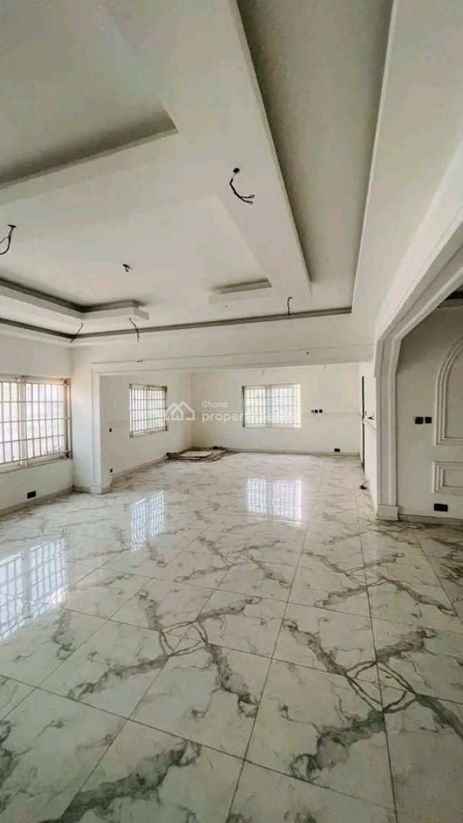 Executive 6-bedroom House @ Tesano, Tesano, Accra, House for Rent