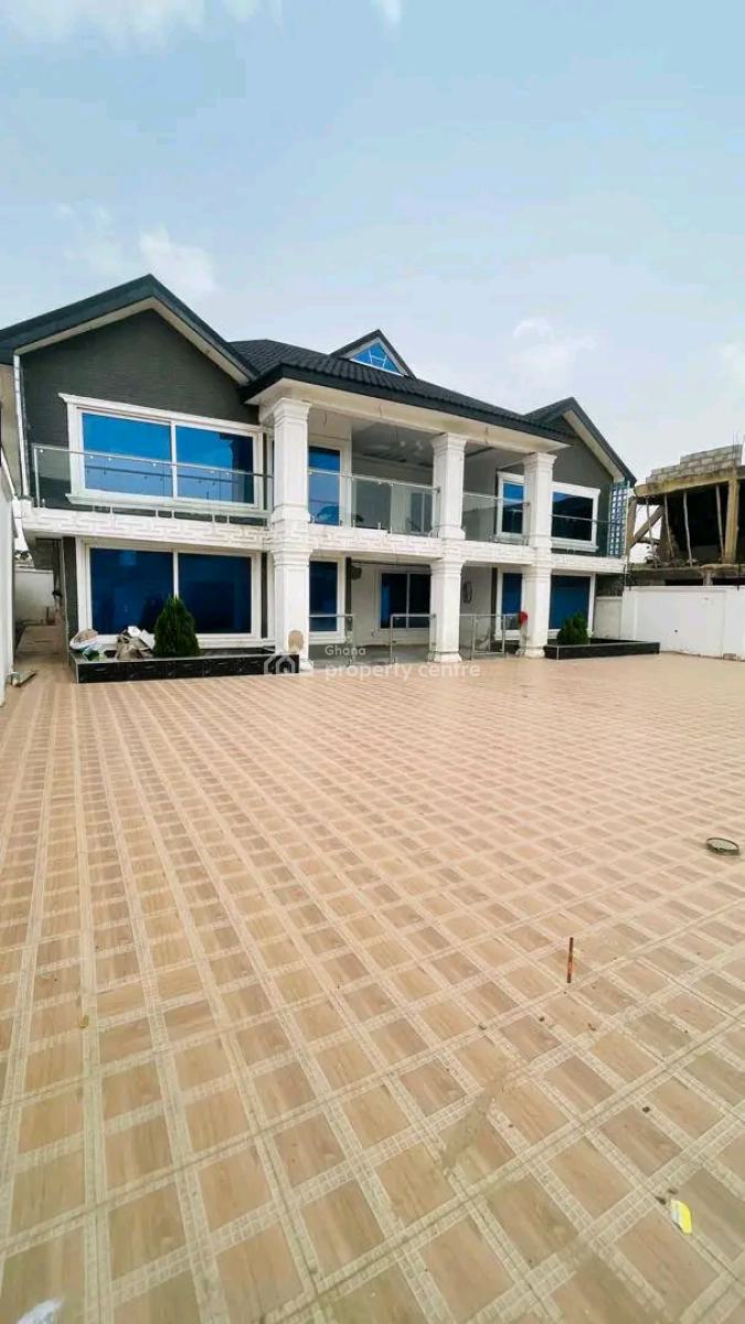 Executive 6-bedroom House @ Tesano, Tesano, Accra, House for Rent