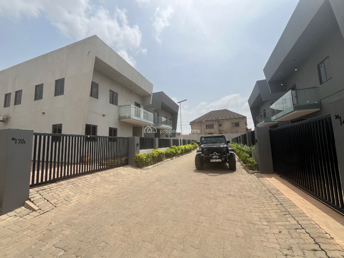 Executive 4 Bedrooms House, Nanakrom, Ashaley Botwe, Adenta Municipal, Accra, Detached Duplex for Rent