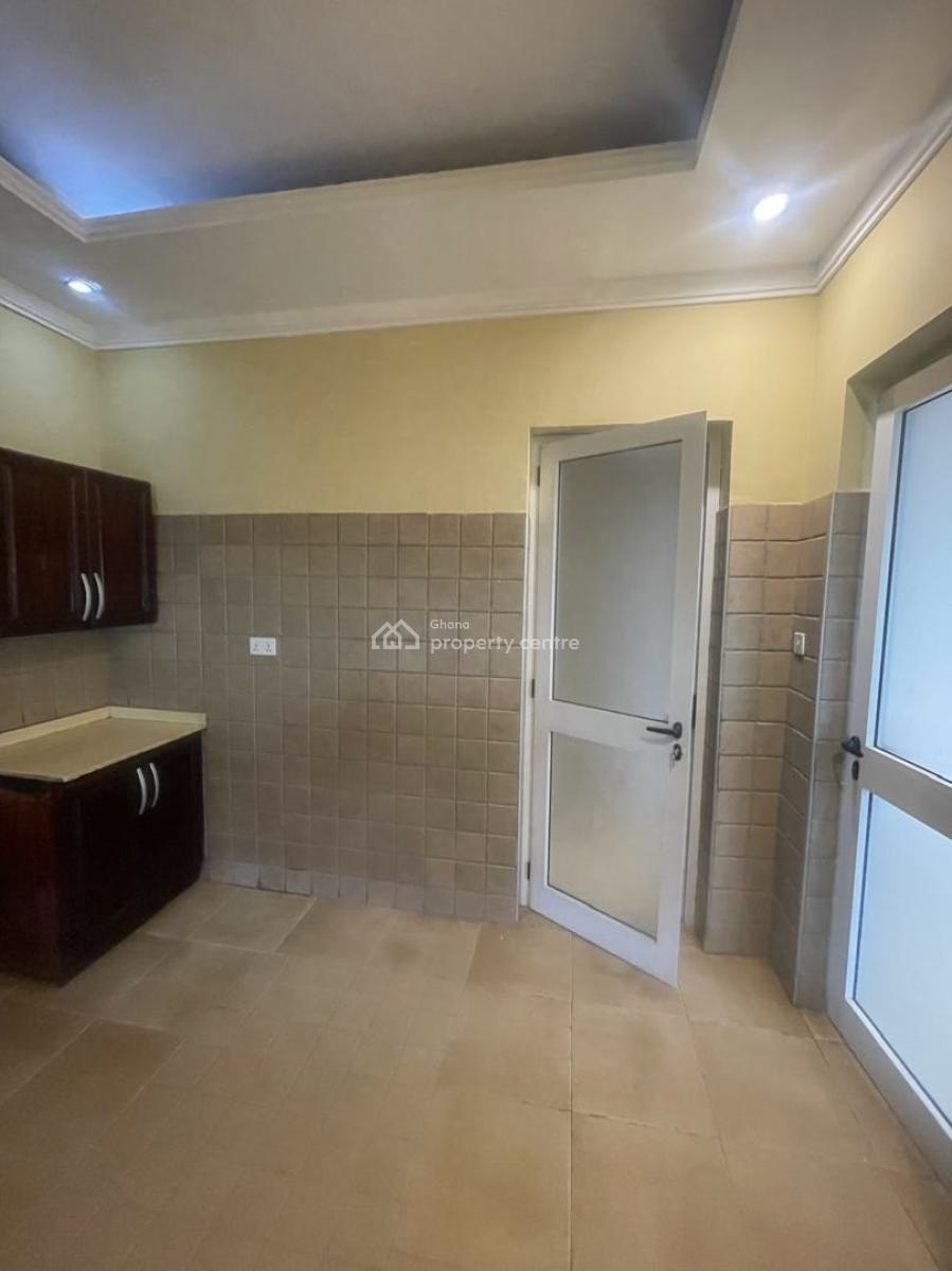 3 Bedrooms Detached Bungalow, Ashongman Estate Bridge, Ga East Municipal, Accra, Detached Bungalow for Sale