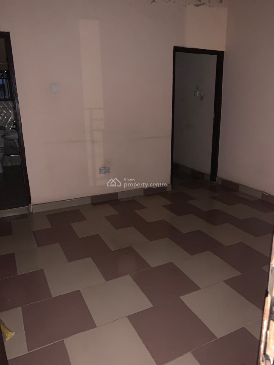 Chamber and Hall Apartment, Dome Pillar2, Ga East Municipal, Accra, Apartment for Rent