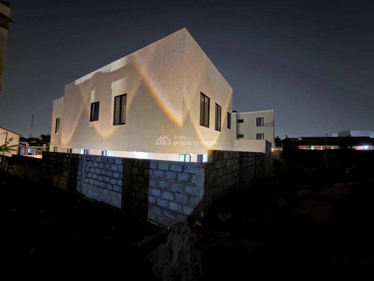 Executive 4 Bedrooms House with Maids Quarters, Mempeasem, East Legon, Accra, Detached Duplex for Sale