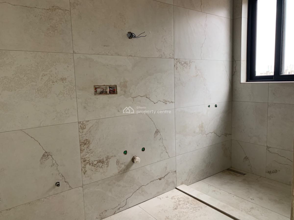 Executive 4 Bedrooms House with Maids Quarters, Mempeasem, East Legon, Accra, Detached Duplex for Sale