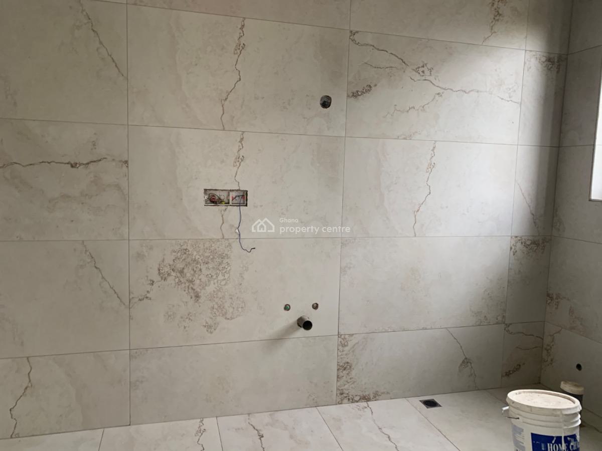 Executive 4 Bedrooms House with Maids Quarters, Mempeasem, East Legon, Accra, Detached Duplex for Sale