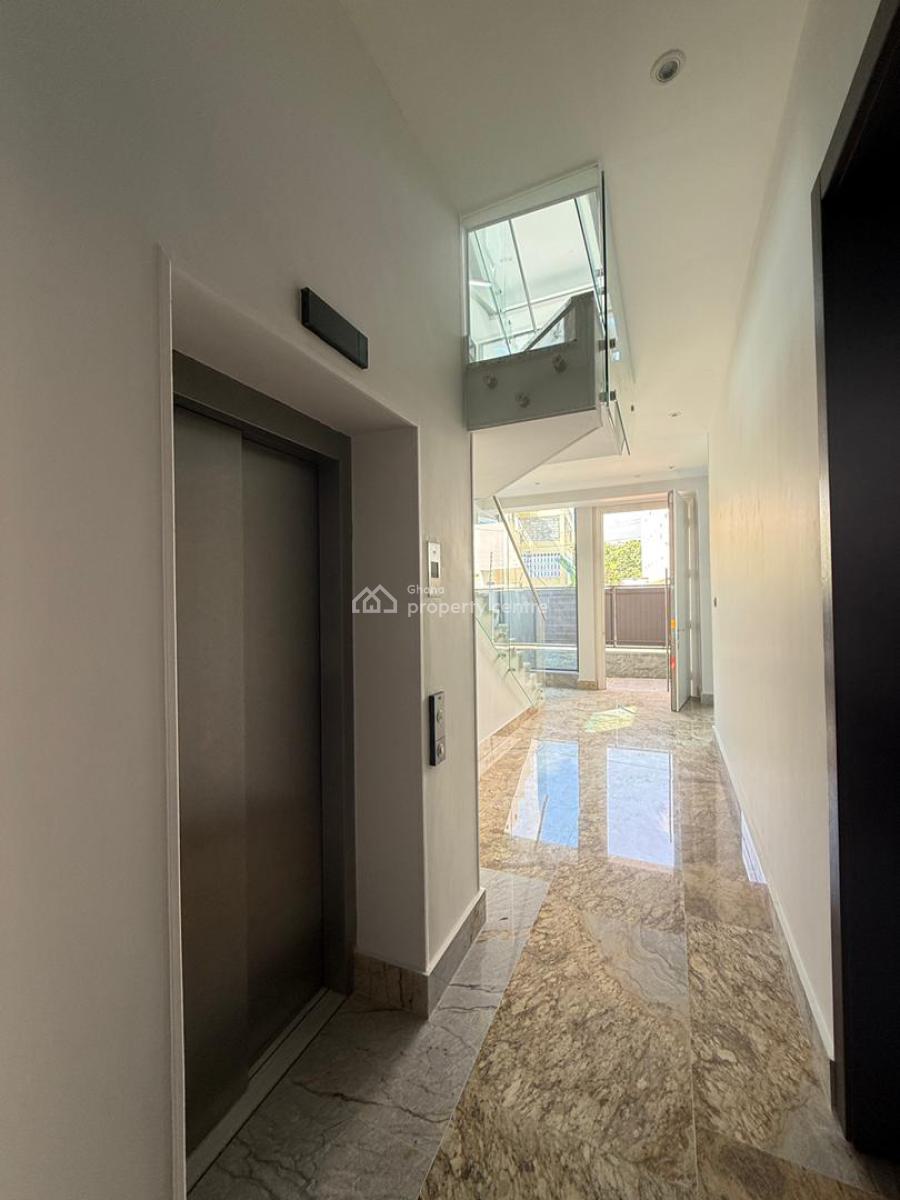 Executive Newly Built 4 Bedroom, Cantonments, Accra, Townhouse for Rent