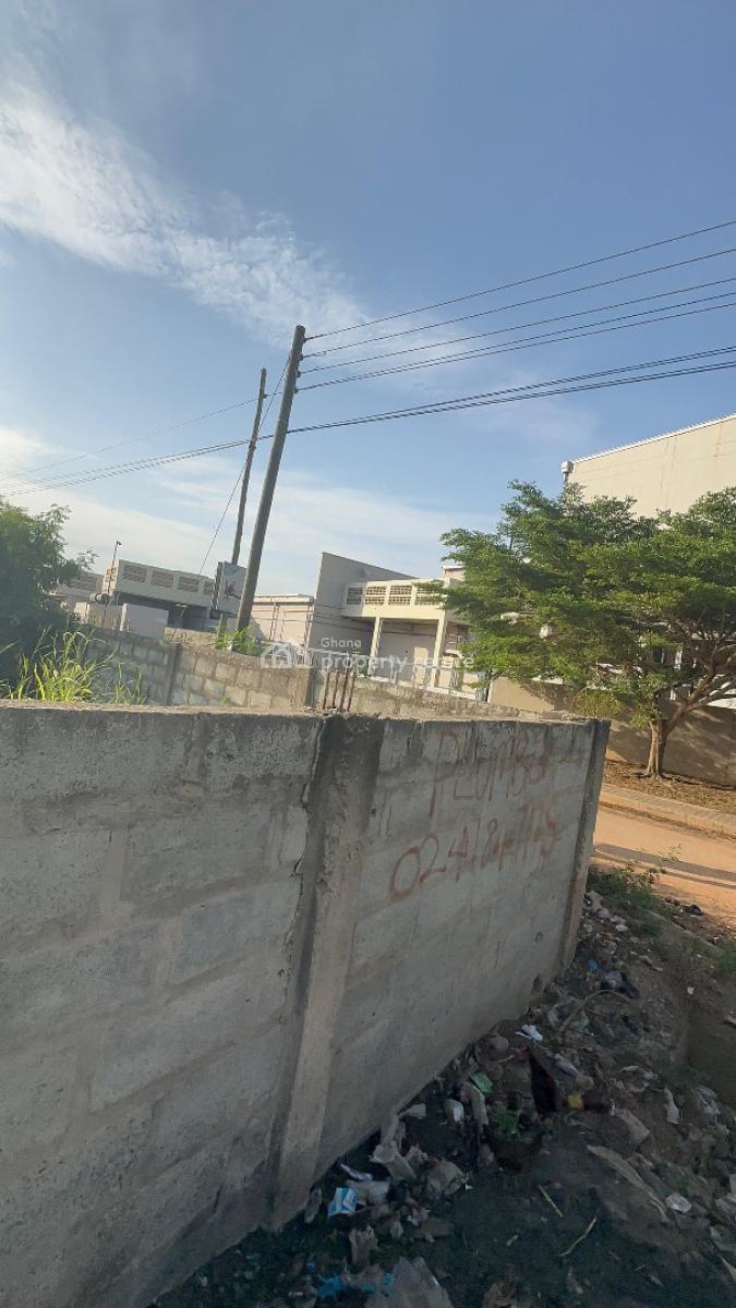 Exclusive Development Opportunity -- Prime Commercial Land, Right Behind Westhills Mall, Weija, Ga South Municipal, Accra, Mixed-use Land for Sale