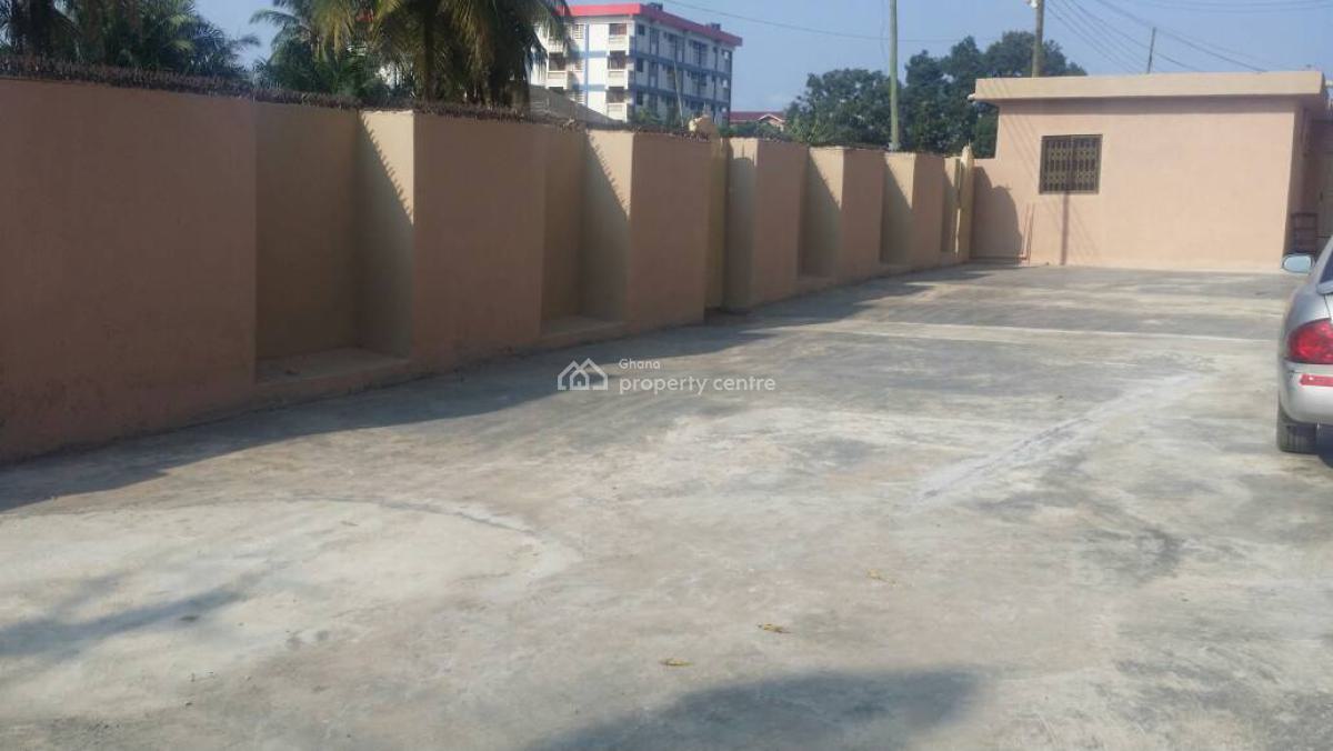 23brm Storey House on 8plots at South Odorkor Accra, South Odorkor, Accra Metropolitan, Accra, Block of Flats for Sale