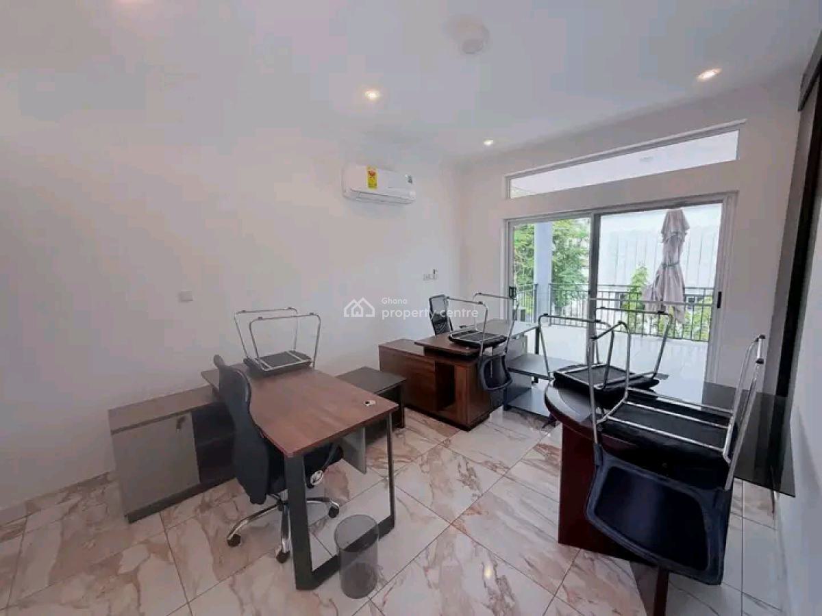 Executive 5-bedroom Townhouse @ Cantonment, Cantonments, Accra, Townhouse for Rent