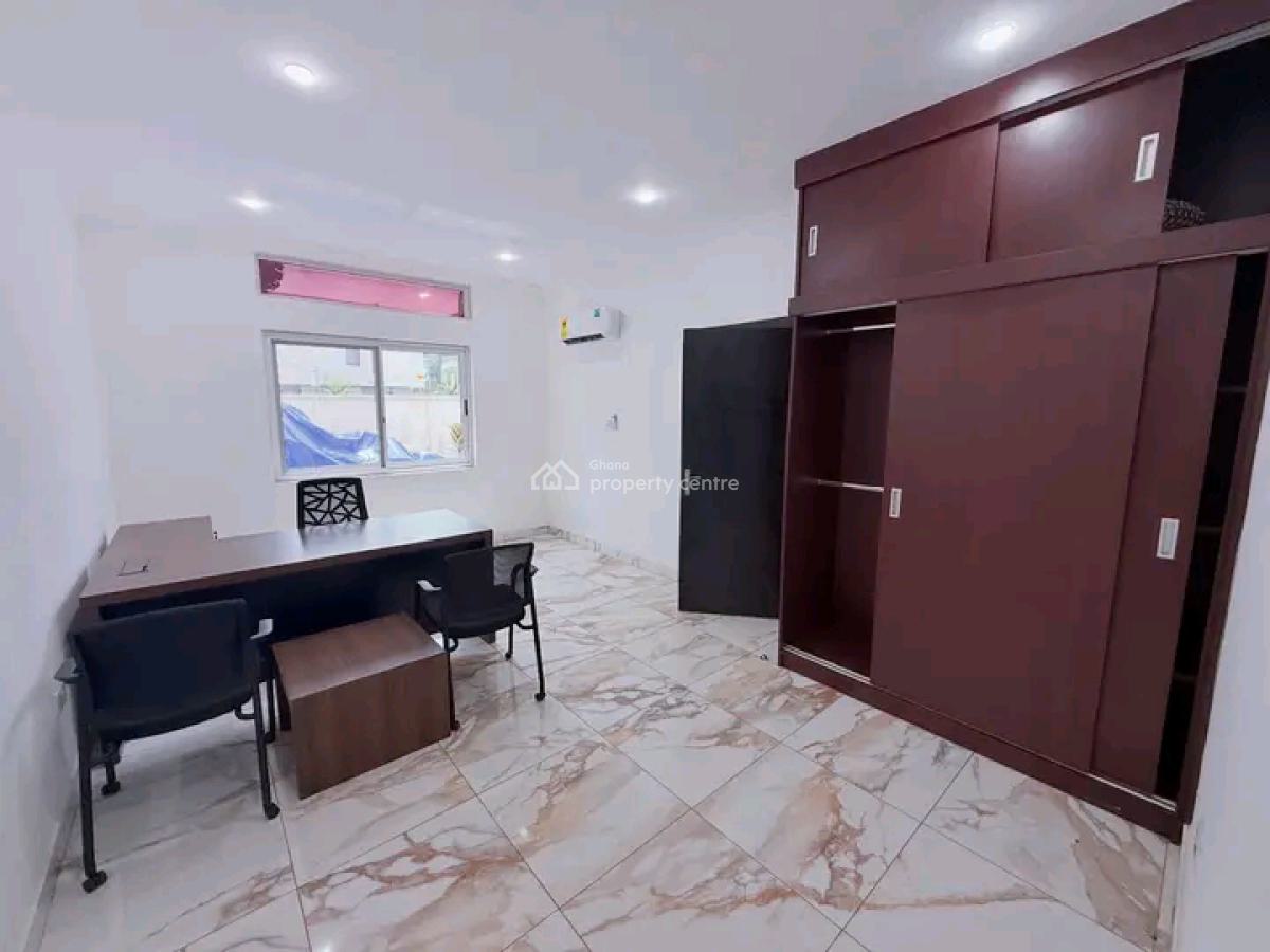 Executive 5-bedroom Townhouse @ Cantonment, Cantonments, Accra, Townhouse for Rent