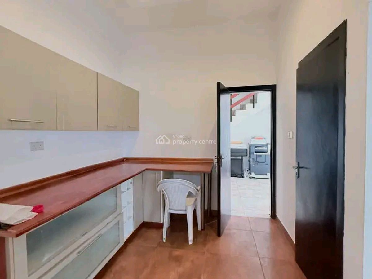 Executive 5-bedroom Townhouse @ Cantonment, Cantonments, Accra, Townhouse for Rent