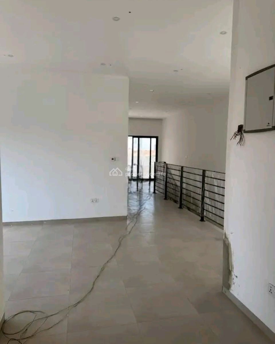 Executive 4-bedroom, Spintex, Accra, Townhouse for Sale