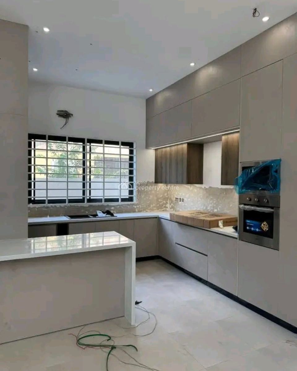 Executive 4-bedroom, Spintex, Accra, Townhouse for Sale