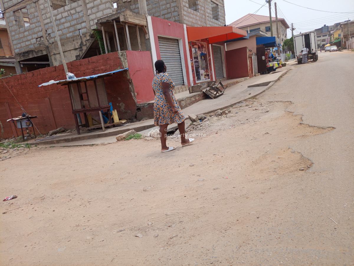 Close to N1 Plot at Lapaz Nyamekye Traffic Light Area, Accra, Nyamekye Traffic Light Tabora Route, Accra Metropolitan, Accra, Mixed-use Land for Sale