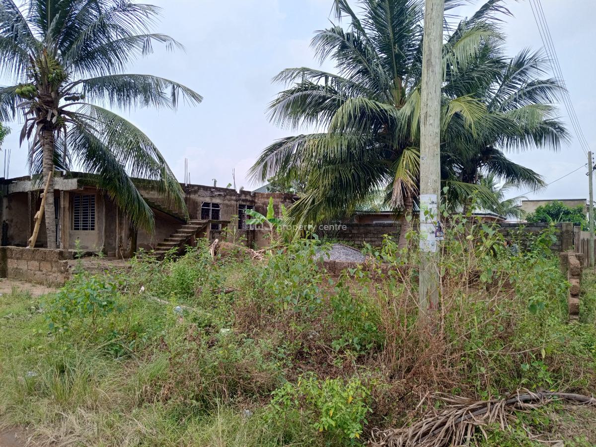 Titled 3brm with Storey Foundation at Kutunse Dvla Amasaman Accra, Kutunse Dvla, Amasaman, Ga West Municipal, Accra, Detached Duplex for Sale