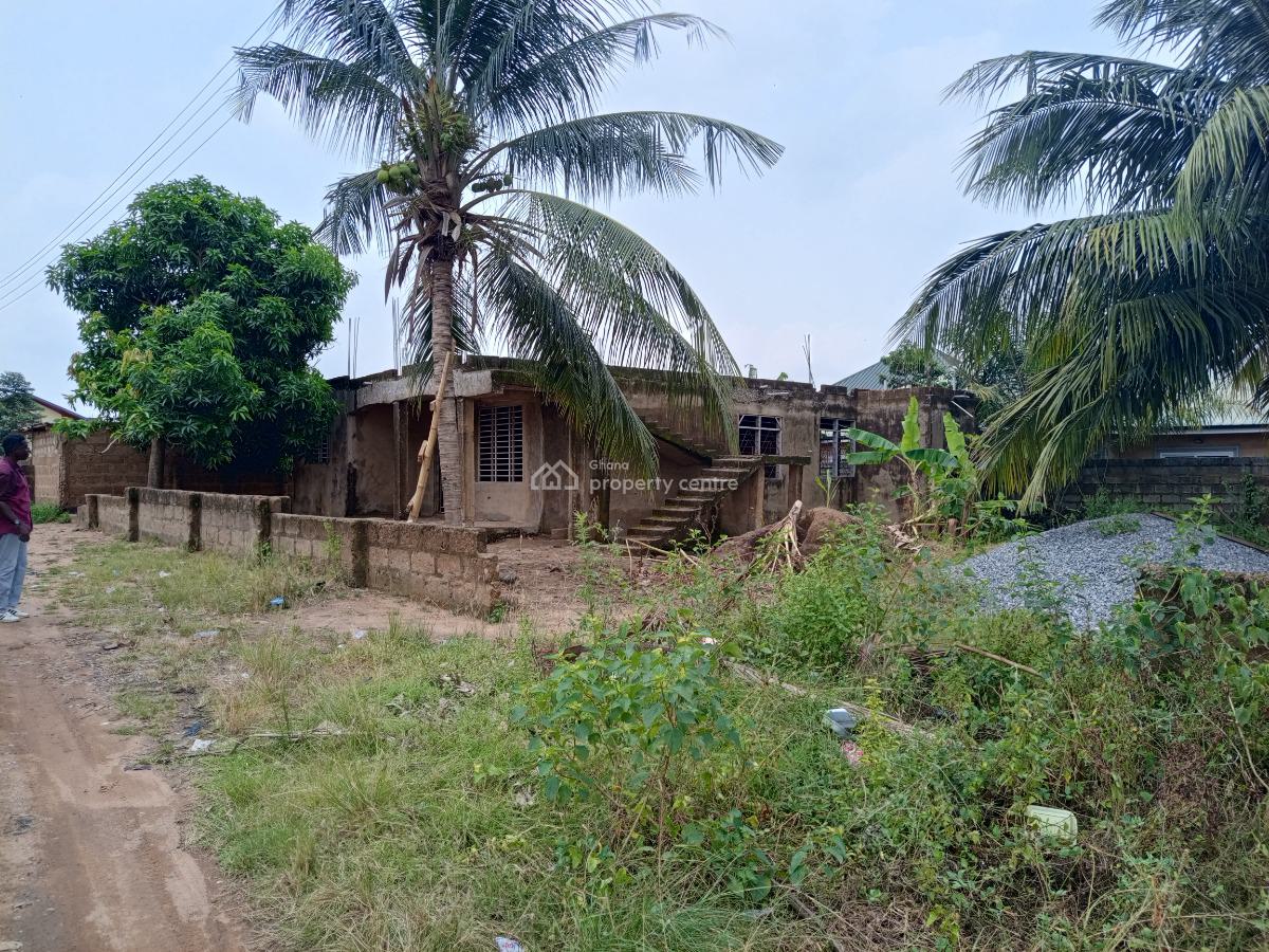 Titled 3brm with Storey Foundation at Kutunse Dvla Amasaman Accra, Kutunse Dvla, Amasaman, Ga West Municipal, Accra, Detached Duplex for Sale