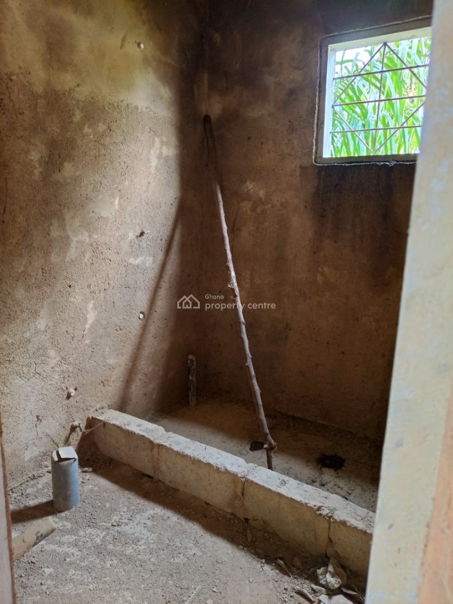 Titled 3brm with Storey Foundation at Kutunse Dvla Amasaman Accra, Kutunse Dvla, Amasaman, Ga West Municipal, Accra, Detached Duplex for Sale