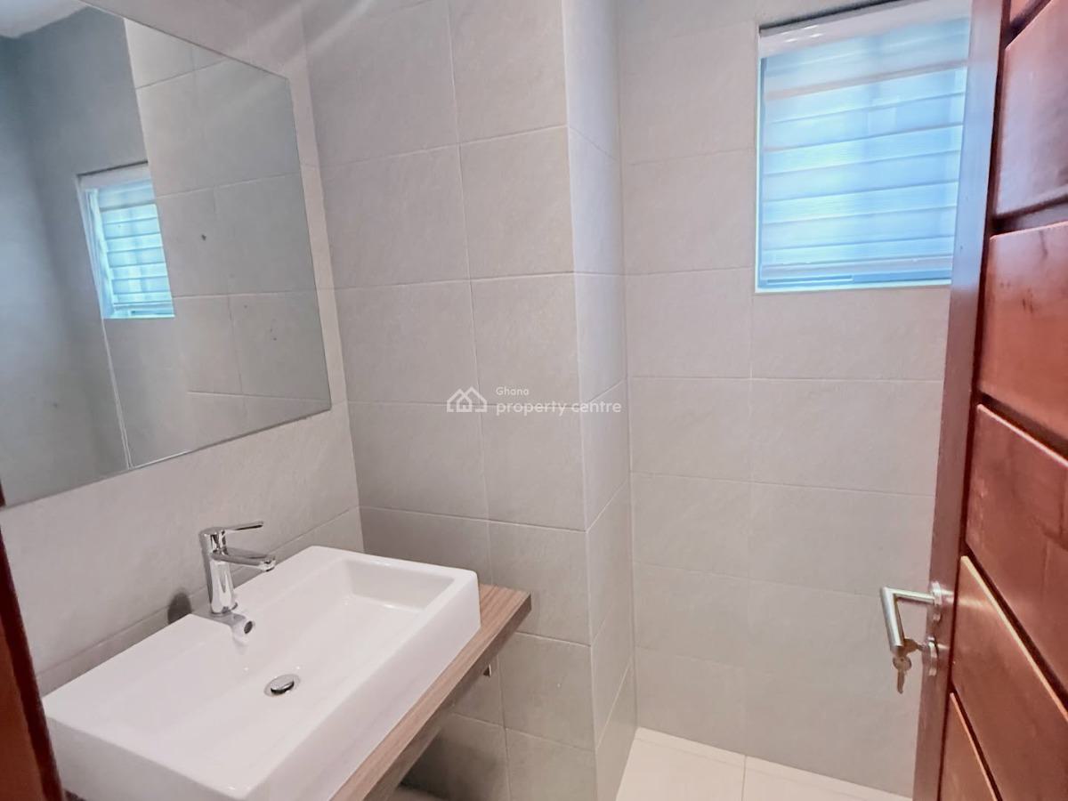 Luxurious Fully Furnished 3-bedroom Smart Homr+ Bq @ Cantonment, Cantonments, Accra, Townhouse for Rent