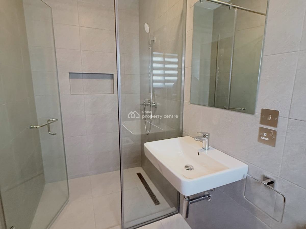 Luxurious Fully Furnished 3-bedroom Smart Homr+ Bq @ Cantonment, Cantonments, Accra, Townhouse for Rent