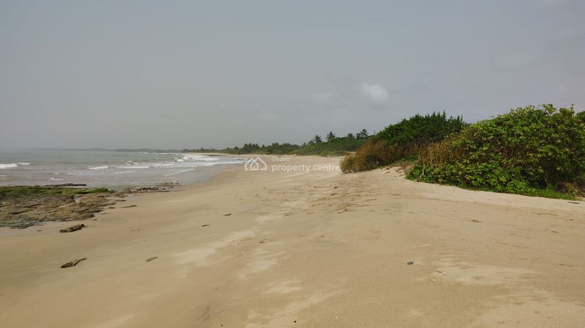 Ocean Front Land in Takoradi, Ahanta West, Western Region, Mixed-use Land for Sale