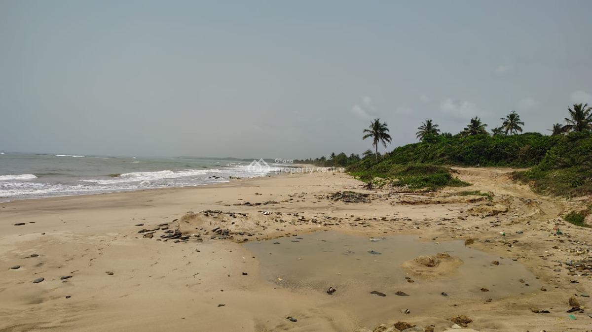 Ocean Front Land in Takoradi, Ahanta West, Western Region, Mixed-use Land for Sale