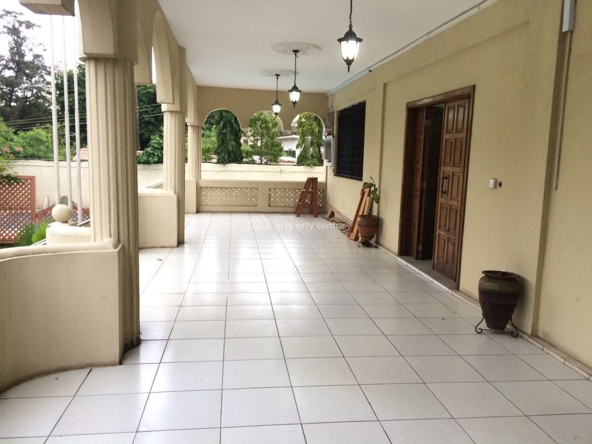 6 Bedroom House in Ridge, North Ridge, Accra, Detached Duplex for Sale