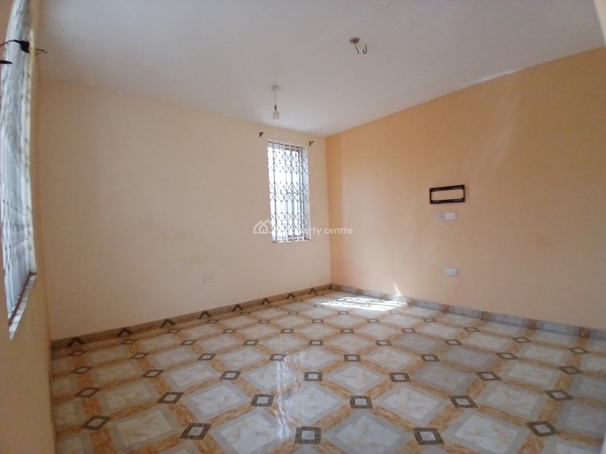 1 Bedroom Apartment in a Good Location, Adenta Ashiyie Fulani, Adenta Municipal, Accra, Mini Flat for Rent