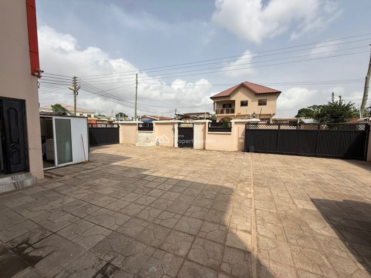 3 Bedrooms at Awoshie a - Lang, a - Lang, Awoshie, Ga Central Municipal, Accra, Apartment for Rent