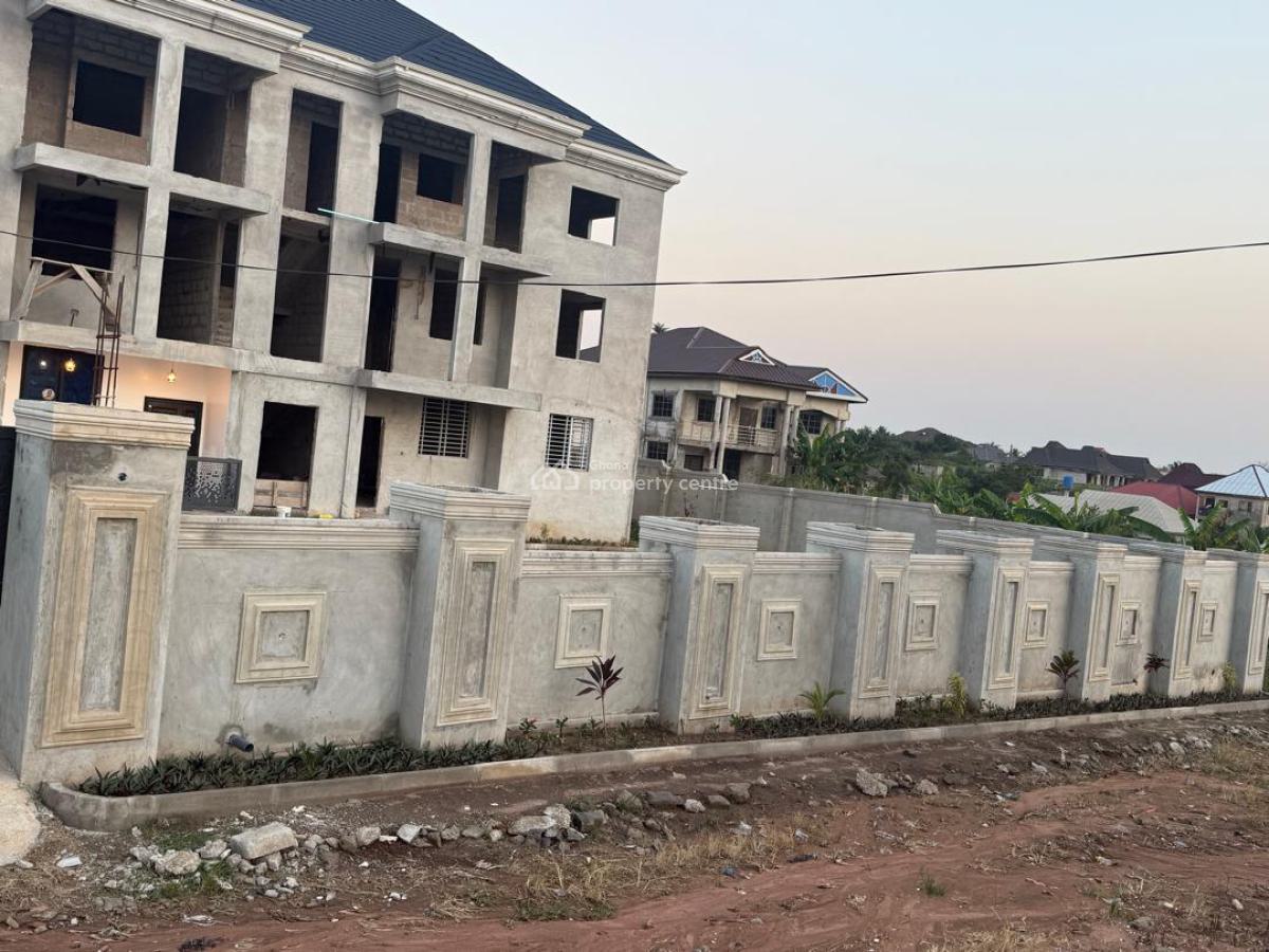 16 Bedrooms  ( Apartment/ Flat)  Ejisu, Ejisu, Ejisu-juaben Municipal, Ashanti, House for Sale