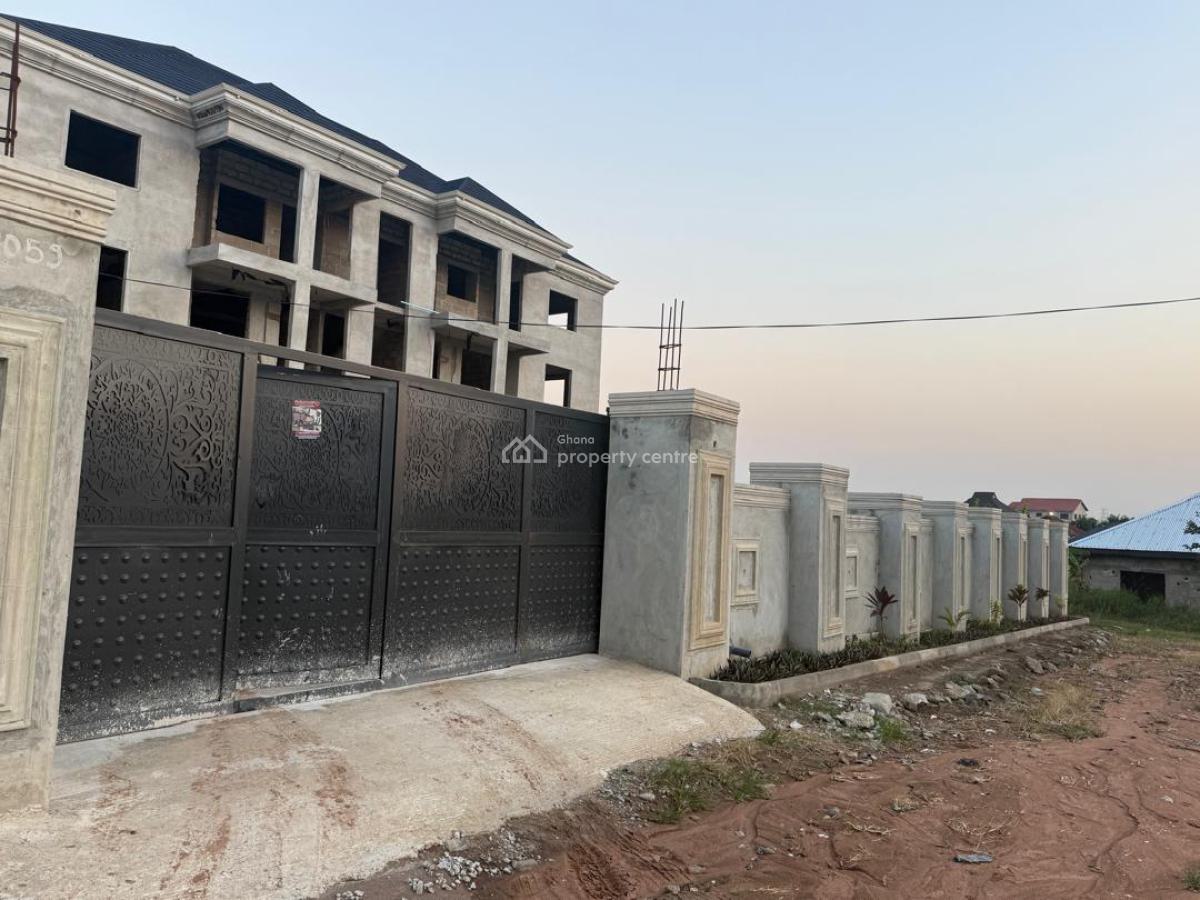 16 Bedrooms  ( Apartment/ Flat)  Ejisu, Ejisu, Ejisu-juaben Municipal, Ashanti, House for Sale