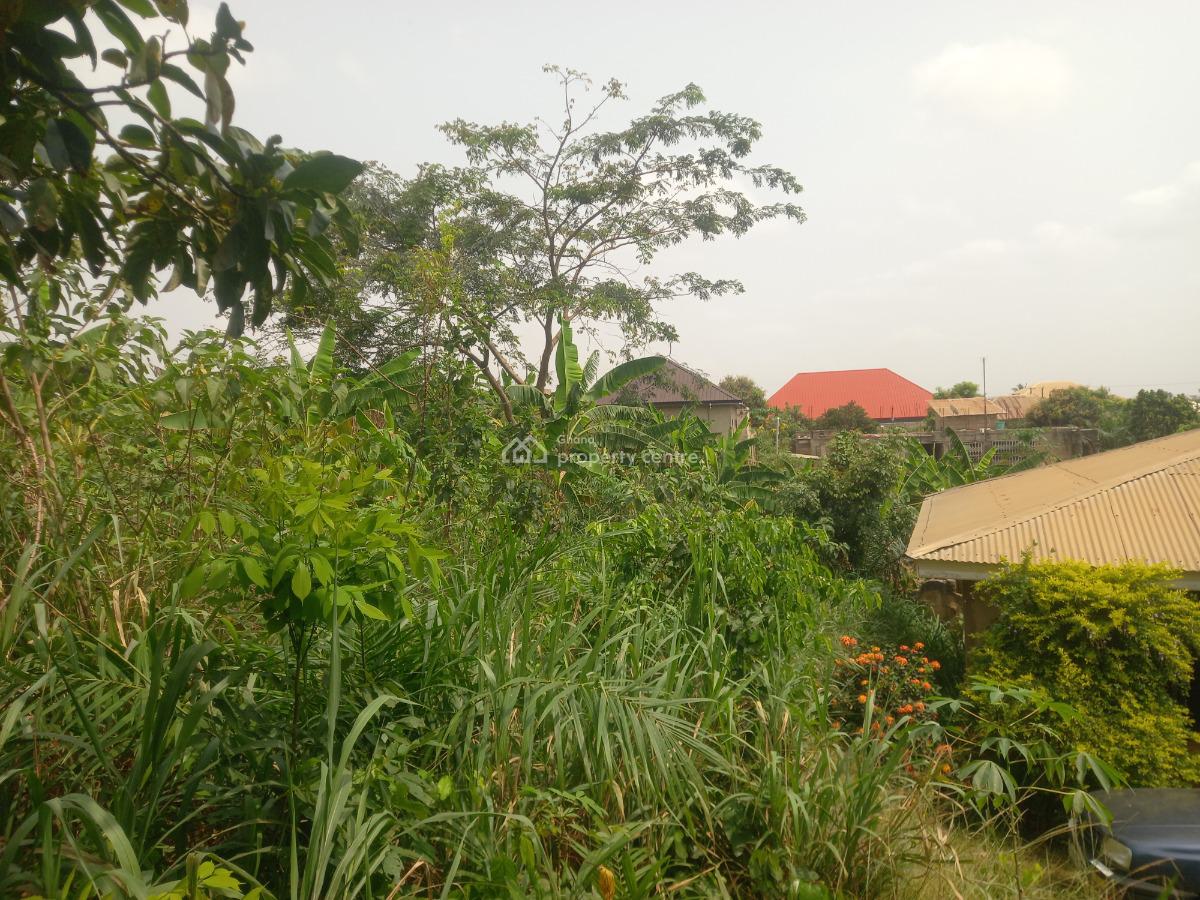 Plot  ( Pakyi No. 2) Near Main Highway Road., Pakyi No 2.  on Santasi Anwiankwanta Road., Kumasi Metropolitan, Ashanti, Residential Land for Sale