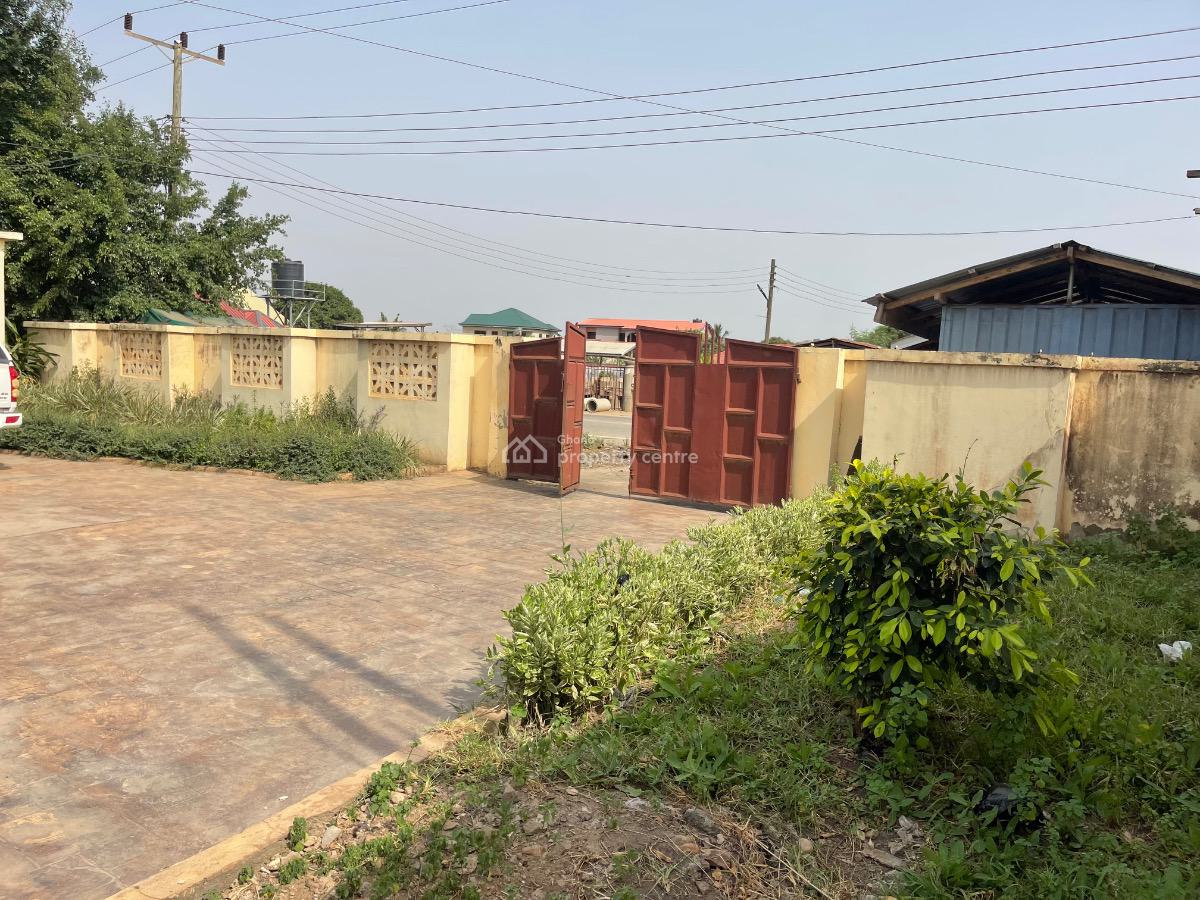 Title Document Land, Pokuase- Greater Accra ,ghana, Pokuase (pokoasi), Ga West Municipal, Accra, Mixed-use Land for Sale