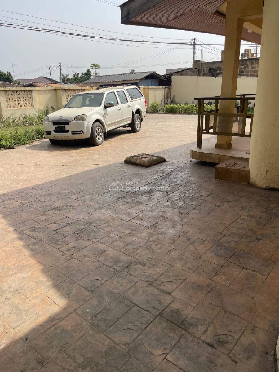 Title Document Land, Pokuase- Greater Accra ,ghana, Pokuase (pokoasi), Ga West Municipal, Accra, Mixed-use Land for Sale