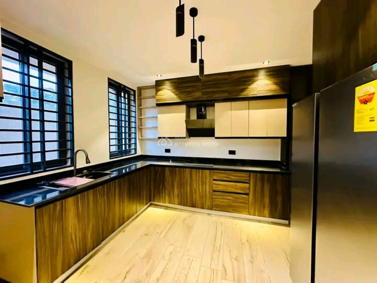 Executive 4bedroom House @ Dzorwulu, Dzorwulu, Accra, House for Rent