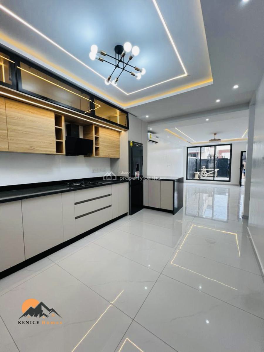 Stunning 2 Bedroom House with 1 Boys Quarters, East Legon Hills, East Legon, Accra, Semi-detached Duplex for Sale