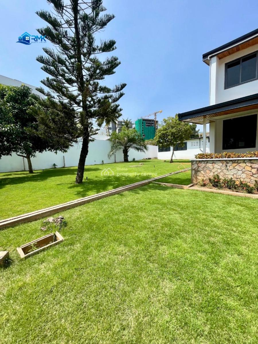 4 Bedroom Standalone House with Lovely Garden, Osu, Accra, Detached Bungalow for Rent