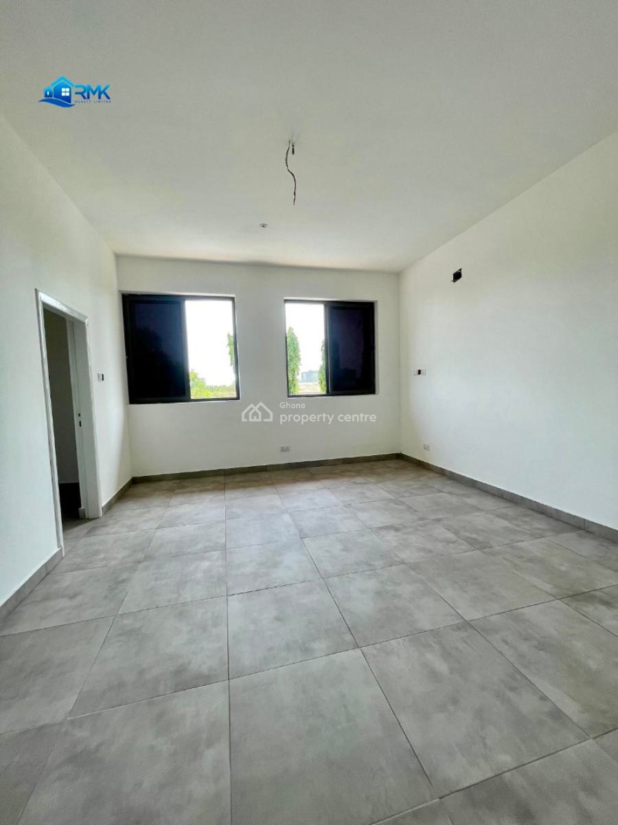 4 Bedroom Standalone House with Lovely Garden, Osu, Accra, Detached Bungalow for Rent