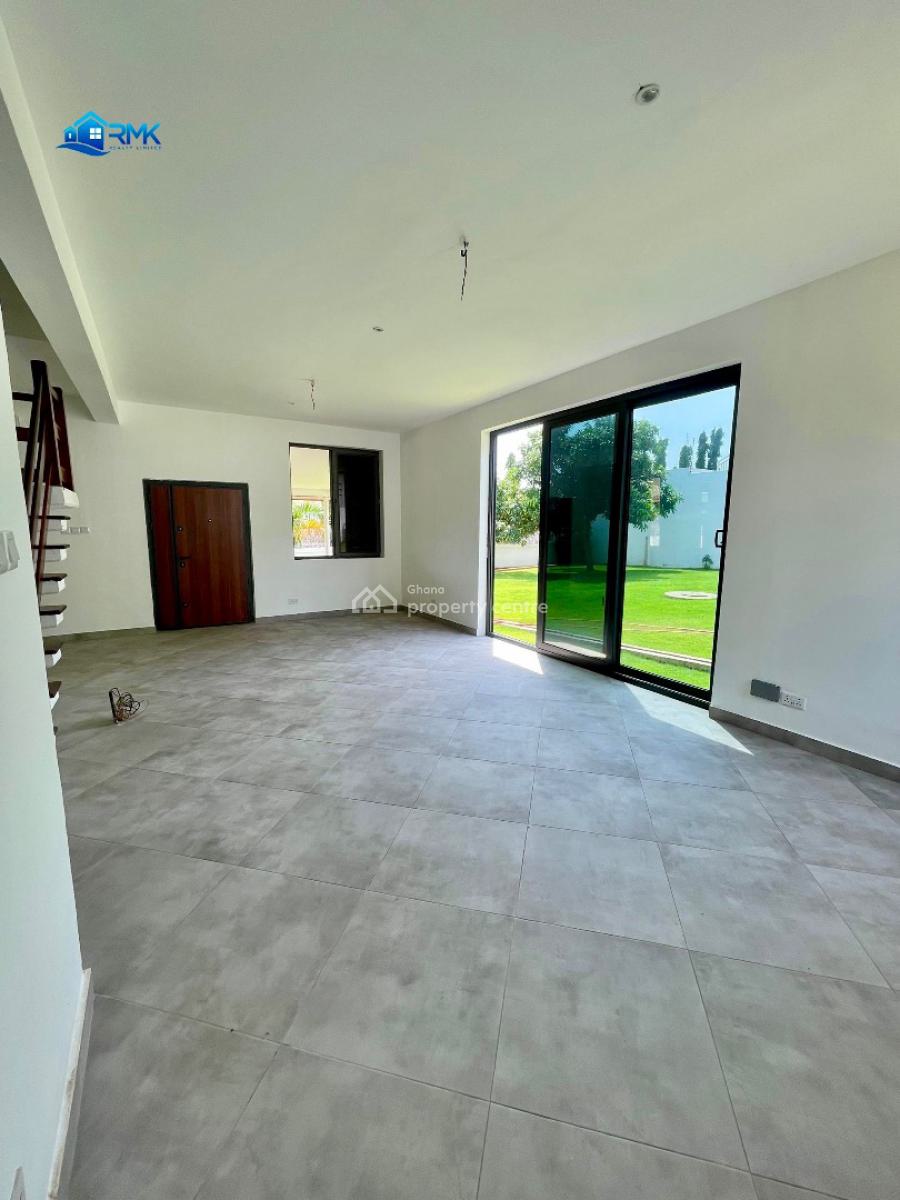 4 Bedroom Standalone House with Lovely Garden, Osu, Accra, Detached Bungalow for Rent