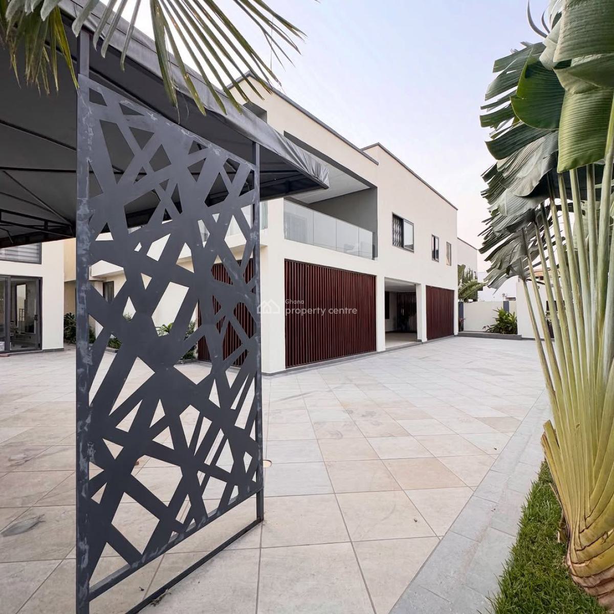 Executive 6 Bedroom, Spintex, Accra, House for Sale