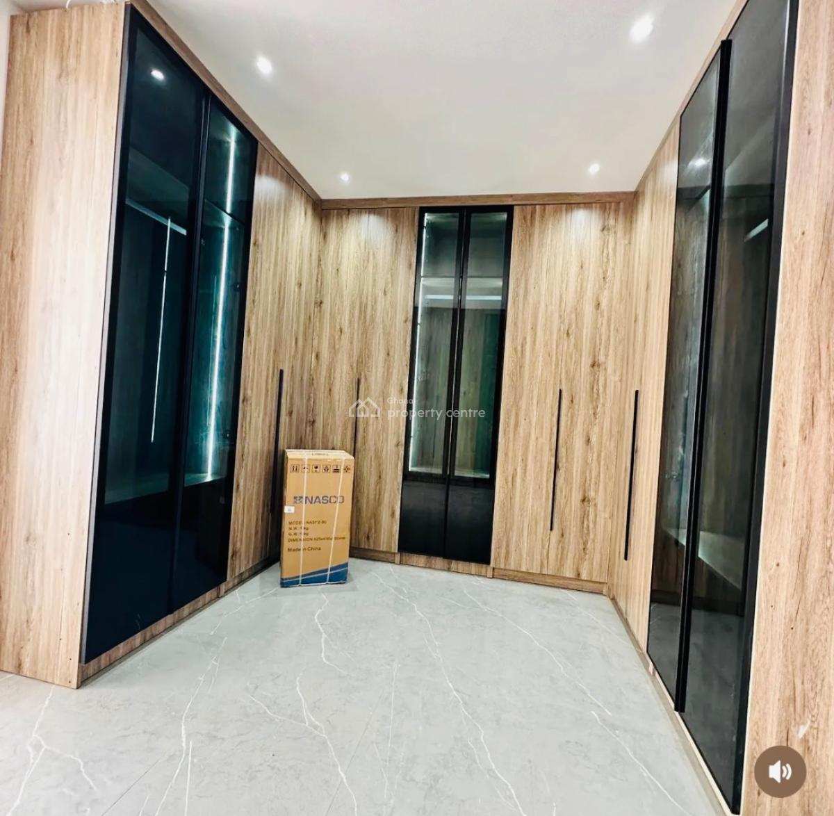 Stunning 5 Bedroom House with 1 Boys Quarters, Ashaley Botwe, Adenta Municipal, Accra, House for Sale