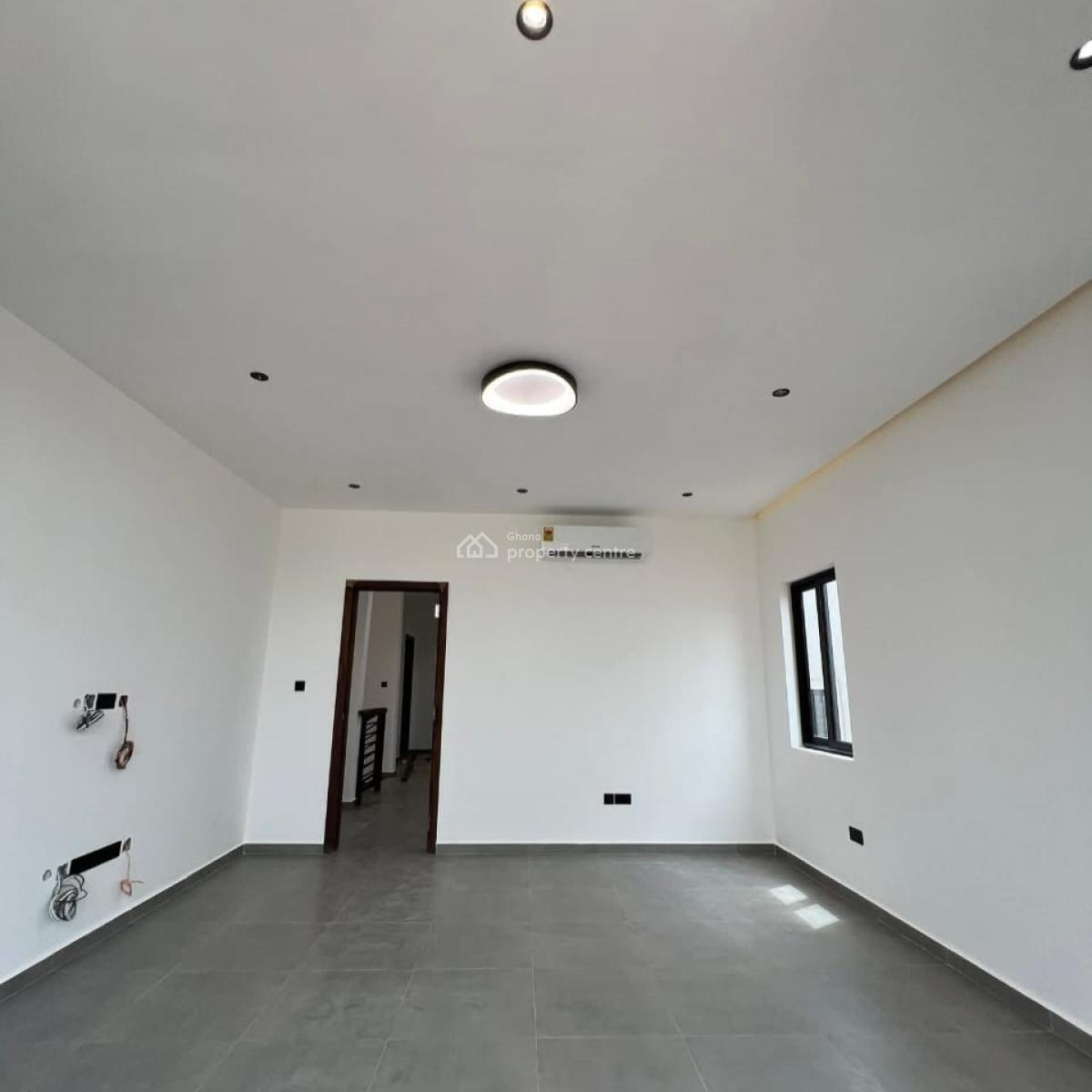 Executive 4 Bedroom, Oyarifa, La Nkwantanang Madina Municipal, Accra, House for Sale