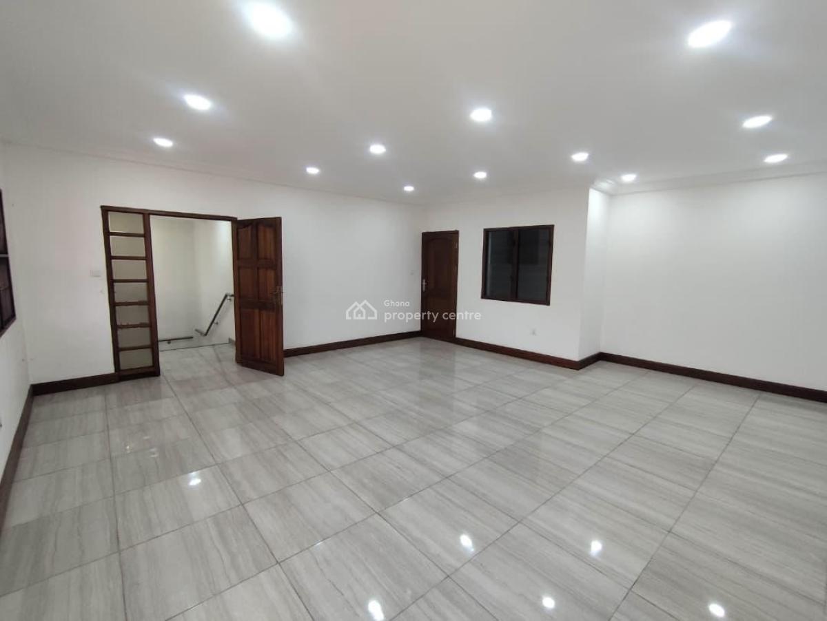 15 Bedrooms, Prisons Park, Roman Ridge, Accra, Office Space for Rent