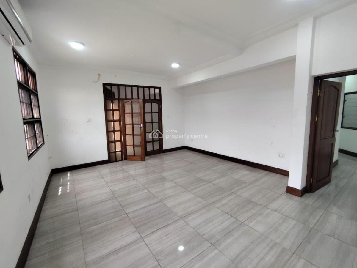 15 Bedrooms, Prisons Park, Roman Ridge, Accra, Office Space for Rent