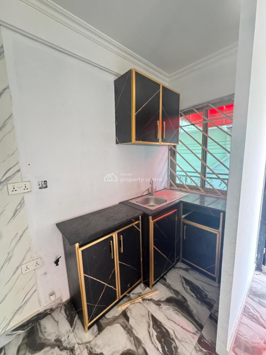 Chamber and Hall Apartment, Dzorwulu, Accra, Apartment for Rent