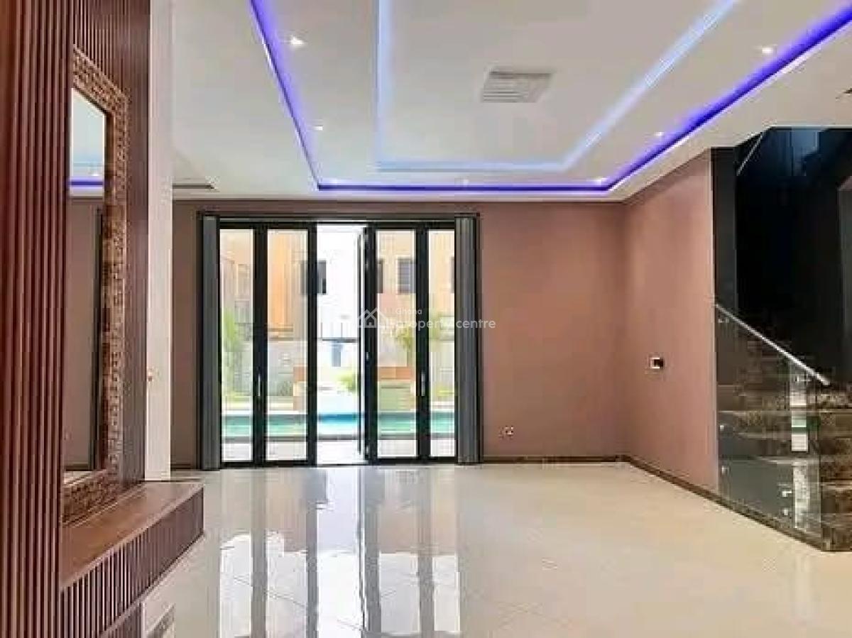 Luxurious 5-bedroom Townhouse @ East Airport, East Airport, Airport Residential Area, Accra, Townhouse for Sale
