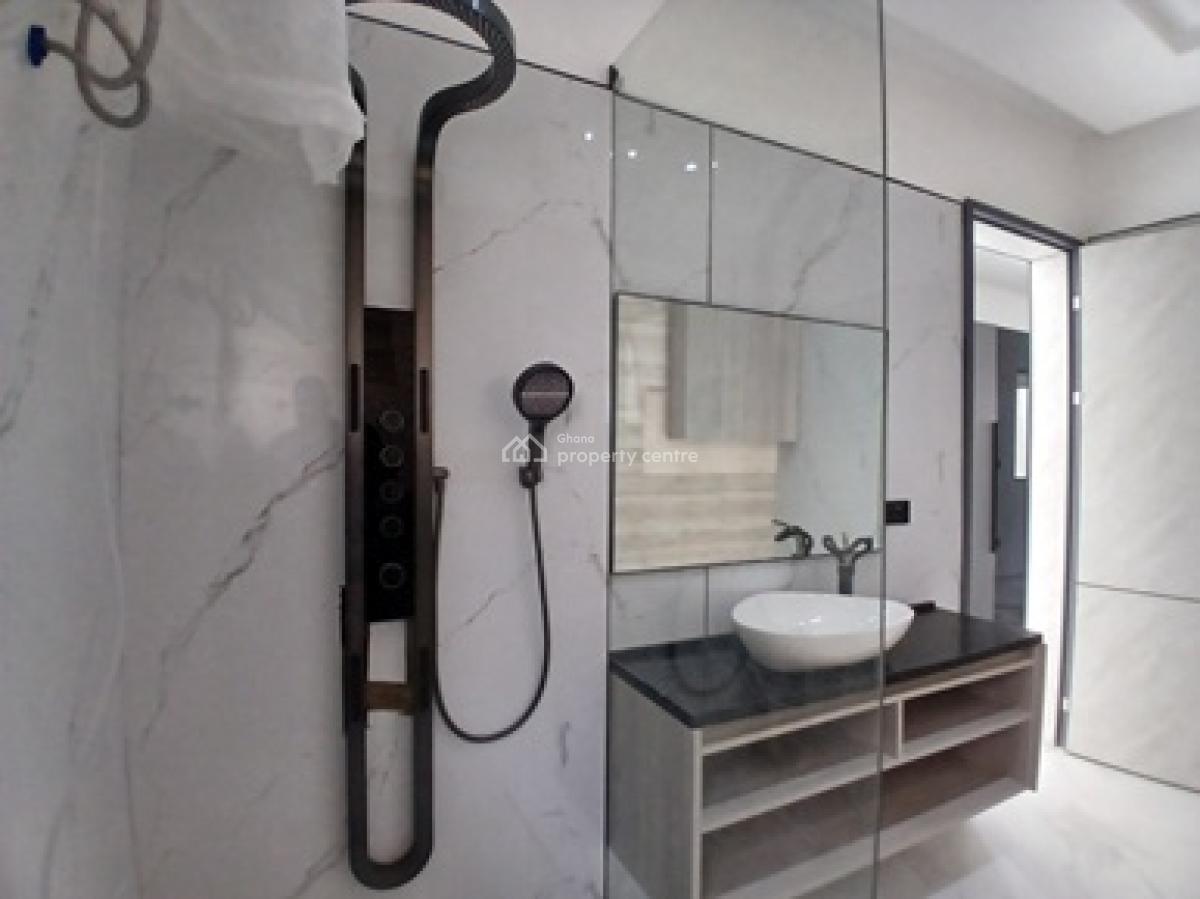 4 Bedroom House with Mini Swimming Pool in a Good Location., East Legon Hills, Adenta Municipal, Accra, Detached Duplex for Sale