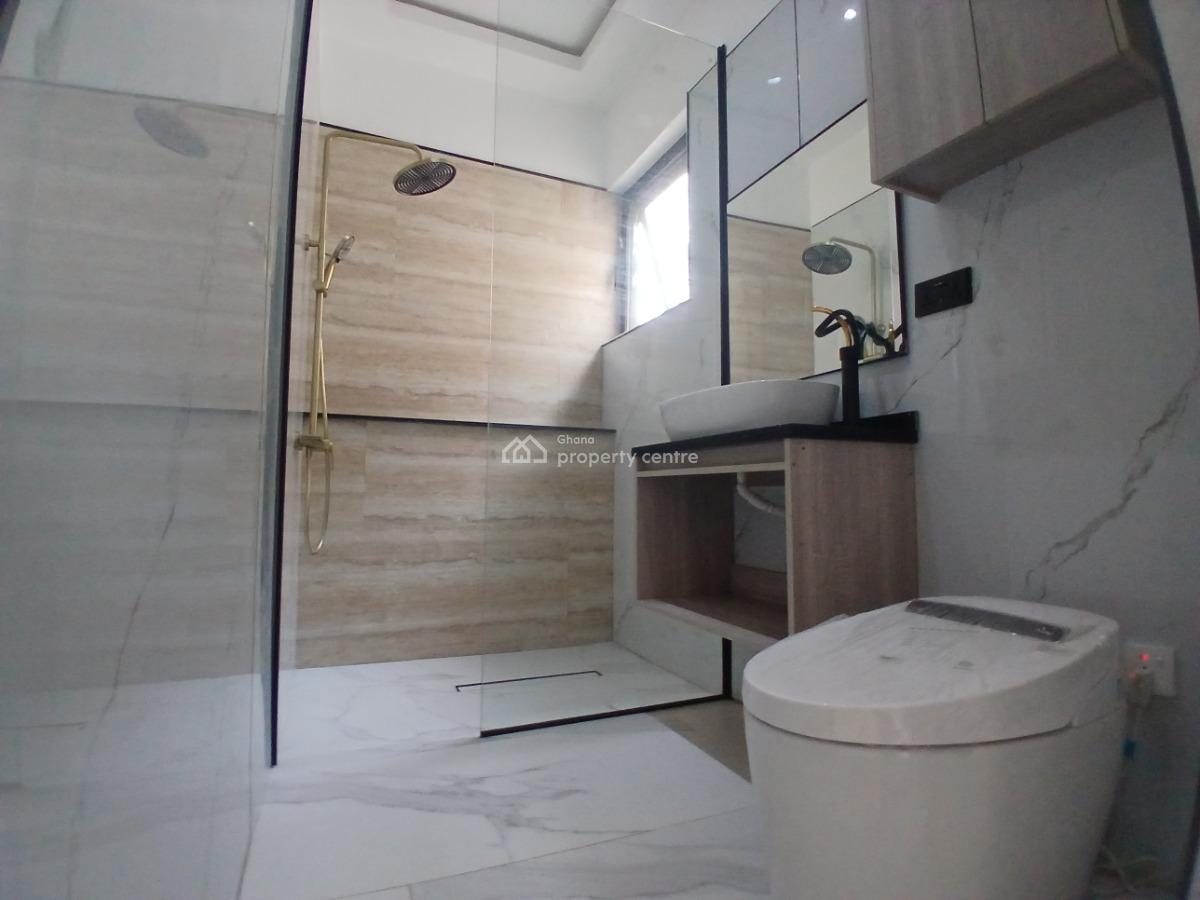 4 Bedroom House with Mini Swimming Pool in a Good Location., East Legon Hills, Adenta Municipal, Accra, Detached Duplex for Sale