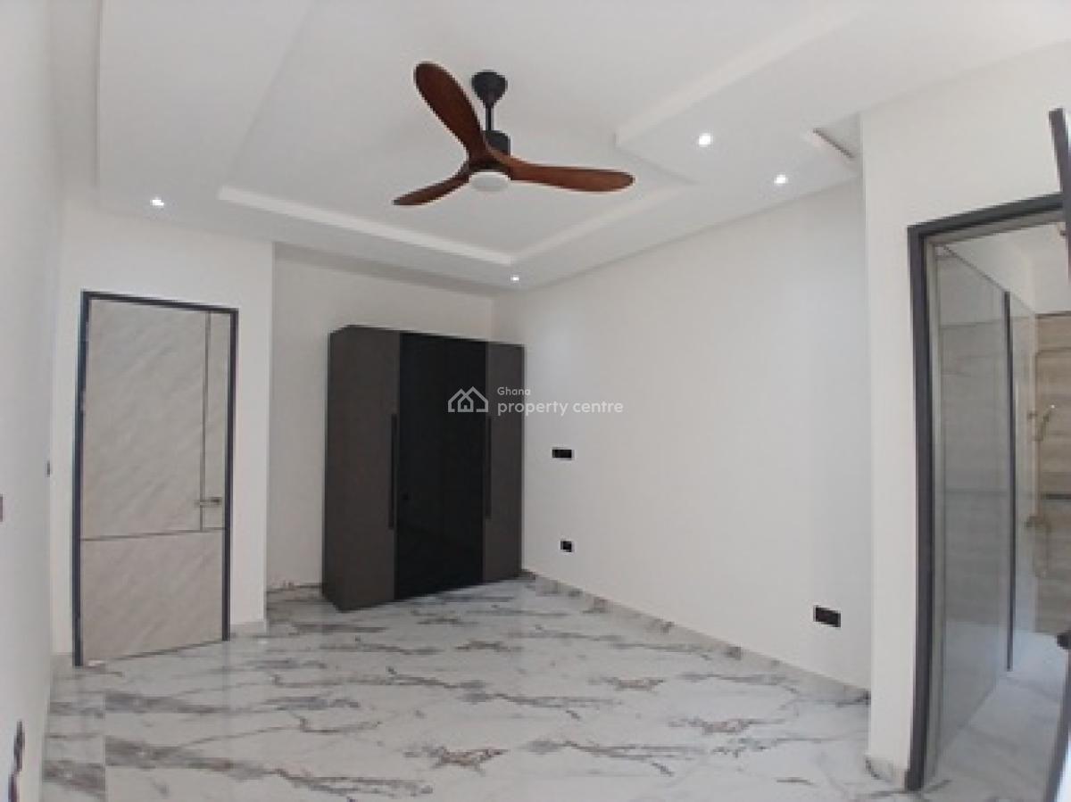 4 Bedroom House with Mini Swimming Pool in a Good Location., East Legon Hills, Adenta Municipal, Accra, Detached Duplex for Sale