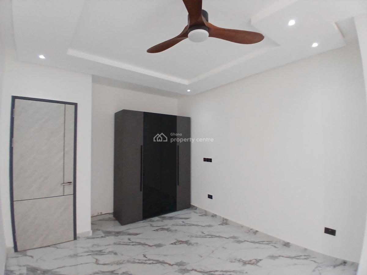 4 Bedroom House with Mini Swimming Pool in a Good Location., East Legon Hills, Adenta Municipal, Accra, Detached Duplex for Sale